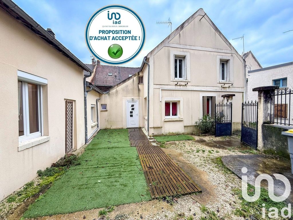 Achat maison à vendre 3 chambres 80 m² - Follainville-Dennemont