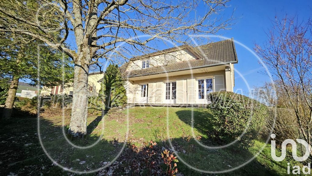 Achat maison à vendre 5 chambres 162 m² - Saint-Symphorien-de-Marmagne