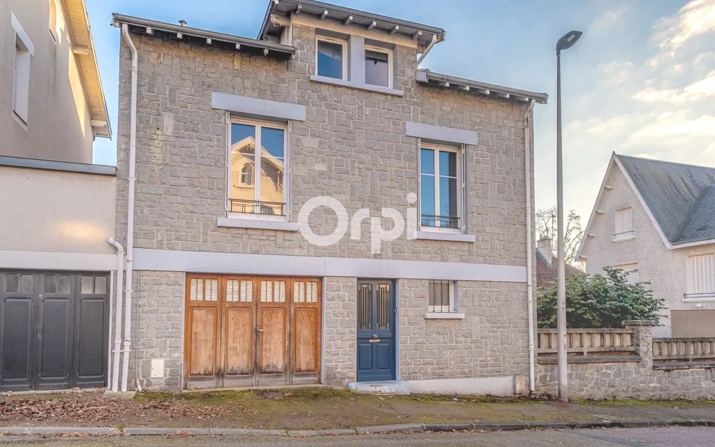 Achat maison à vendre 4 chambres 101 m² - Limoges