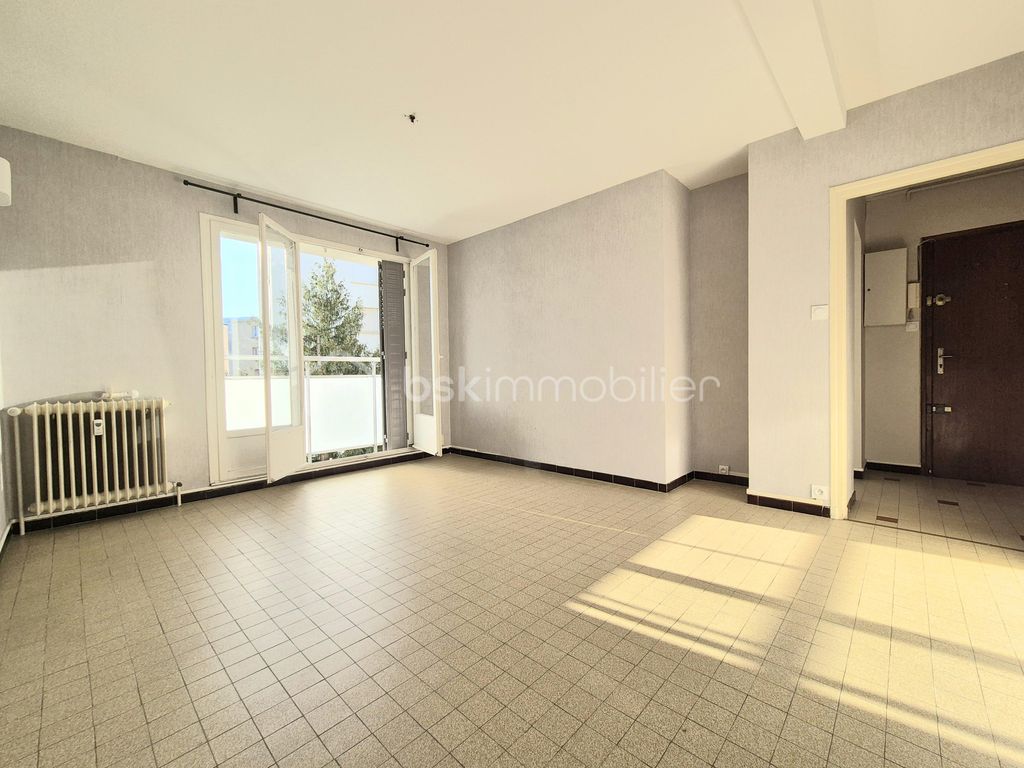 Achat appartement à vendre 3 pièces 51 m² - Fontaine