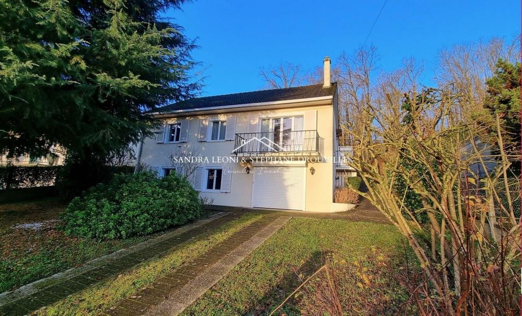 Achat maison à vendre 3 chambres 157 m² - Jouy