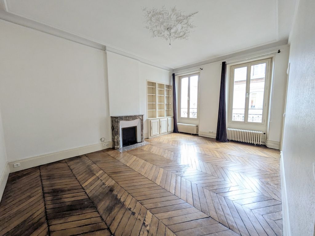 Achat appartement à vendre 3 pièces 65 m² - Fontainebleau