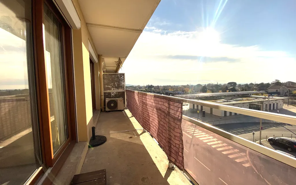 Achat appartement à vendre 2 pièces 55 m² - Carpentras