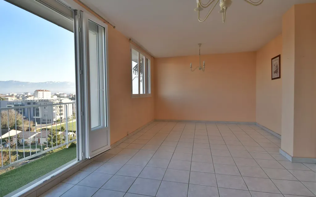 Achat appartement à vendre 3 pièces 71 m² - Romans-sur-Isère