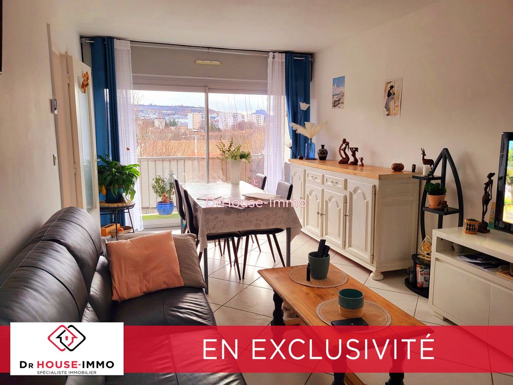 Achat appartement à vendre 4 pièces 66 m² - Brives-Charensac