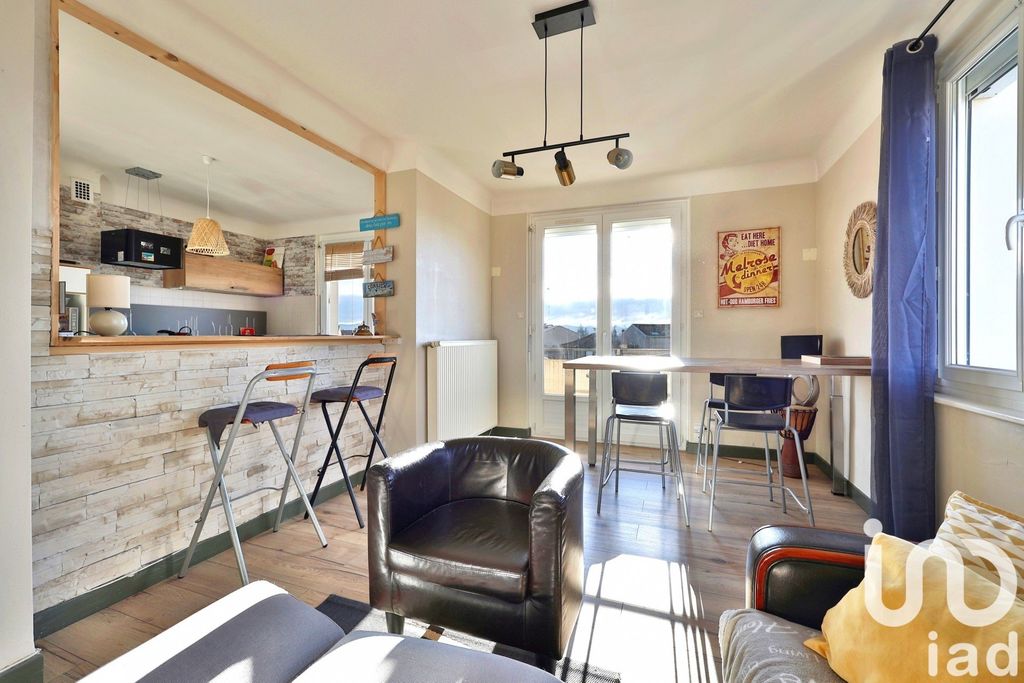 Achat appartement à vendre 4 pièces 78 m² - Chazelles-sur-Lyon