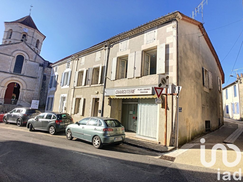 Achat maison à vendre 5 chambres 135 m² - Rouillac