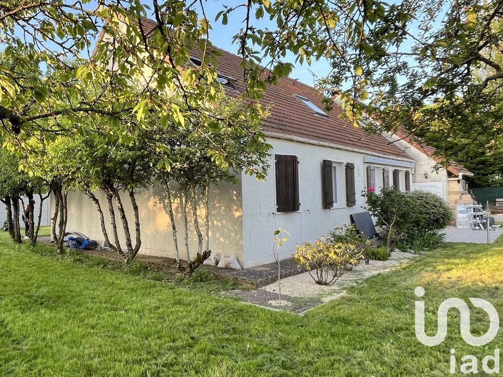 Achat maison à vendre 5 chambres 170 m² - Aunay-sous-Auneau