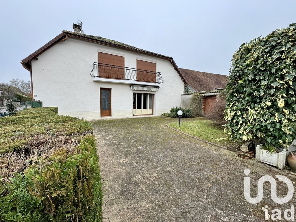 Achat maison à vendre 2 chambres 103 m² - Molinons