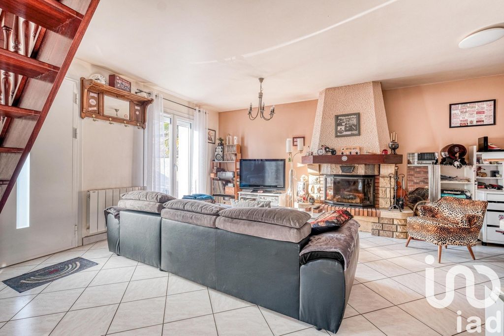 Achat maison à vendre 3 chambres 115 m² - Dammartin-en-Goële