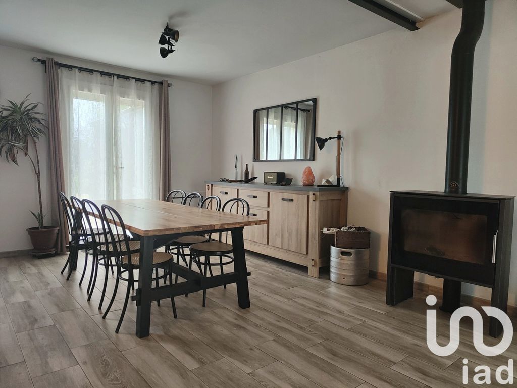 Achat maison à vendre 5 chambres 115 m² - La Celle-les-Bordes