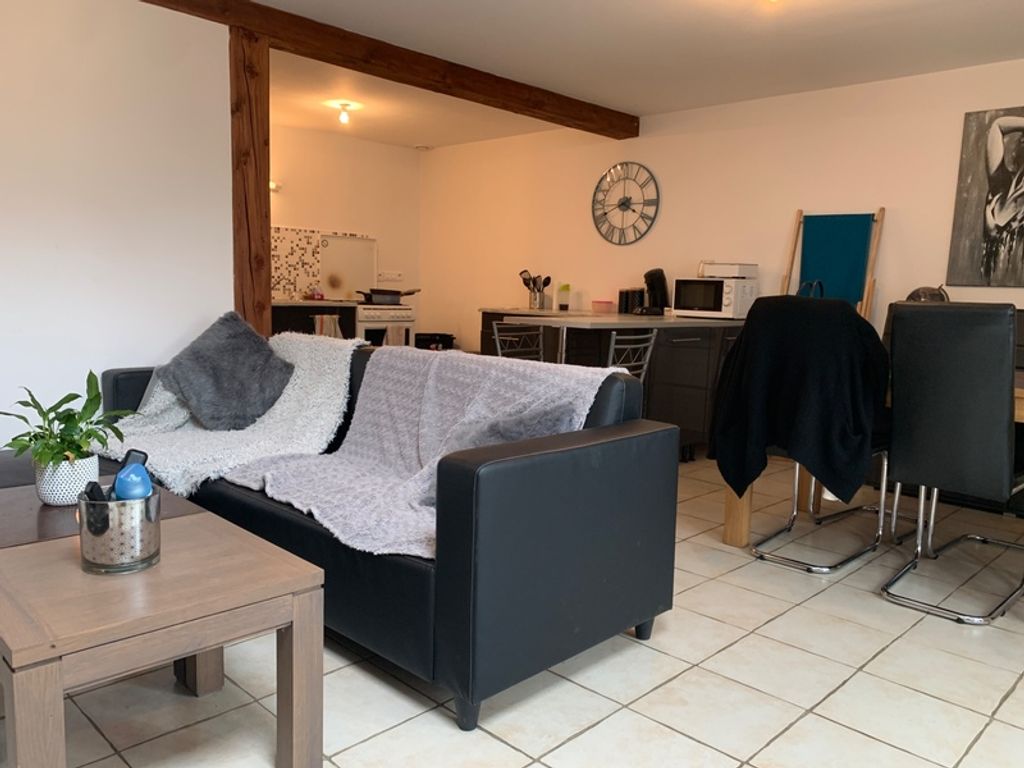 Achat appartement à vendre 4 pièces 86 m² - Châteauneuf-sur-Sarthe