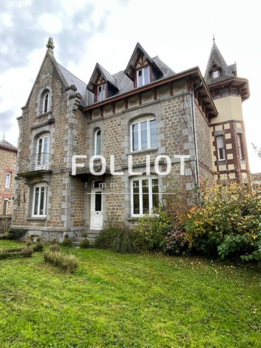 Achat maison à vendre 6 chambres 197 m² - Vire Normandie