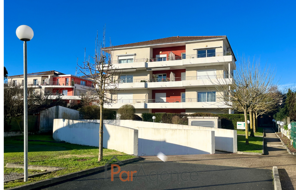 Achat appartement à vendre 2 pièces 56 m² - Royan