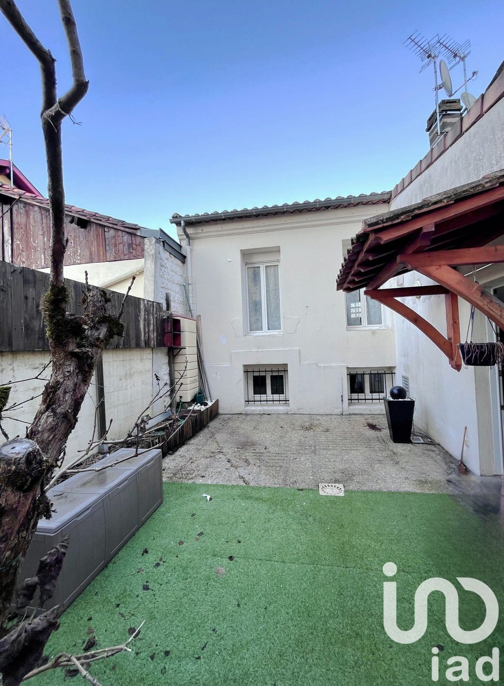 Achat maison à vendre 2 chambres 77 m² - Libourne