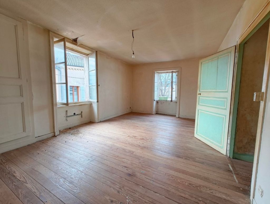 Achat maison à vendre 2 chambres 96 m² - La Pacaudière