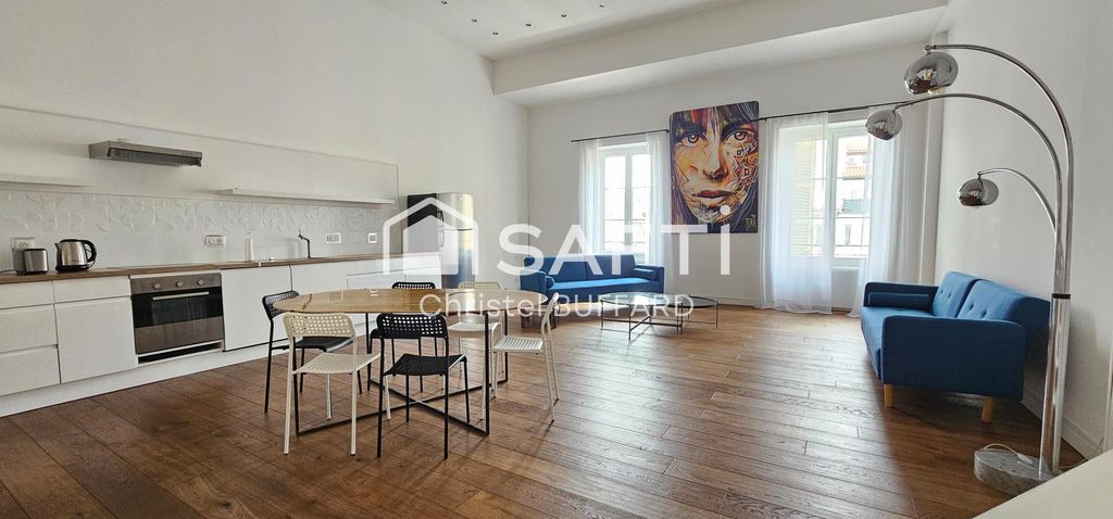 Achat loft à vendre 3 pièces 111 m² - Marseille 1er arrondissement