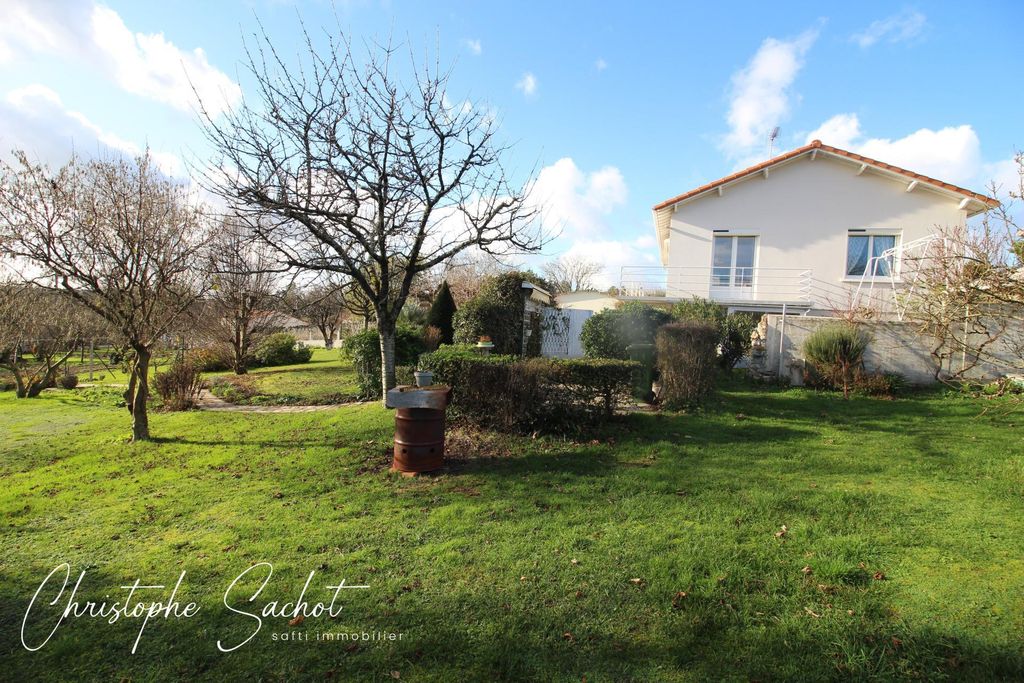 Achat maison à vendre 4 chambres 108 m² - Niort