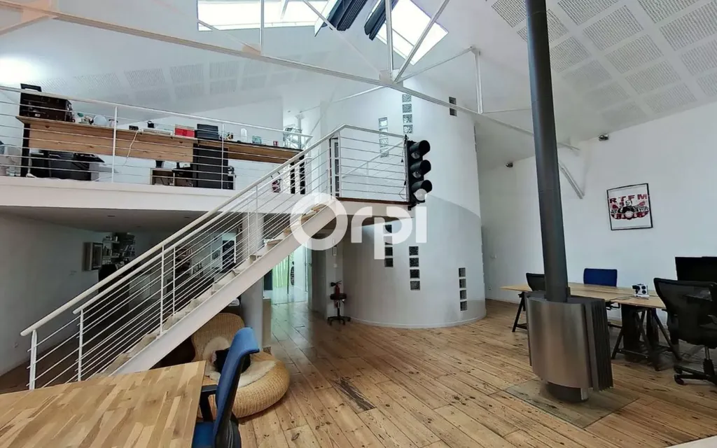 Achat loft à vendre 4 pièces 180 m² - Loos