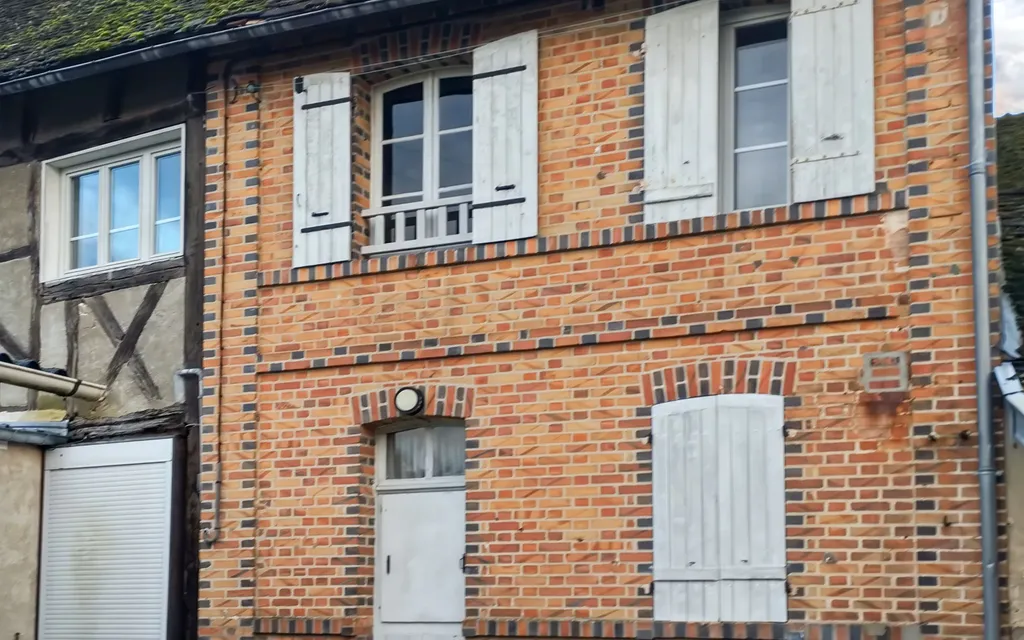 Achat maison à vendre 3 chambres 128 m² - Chaumont-sur-Tharonne