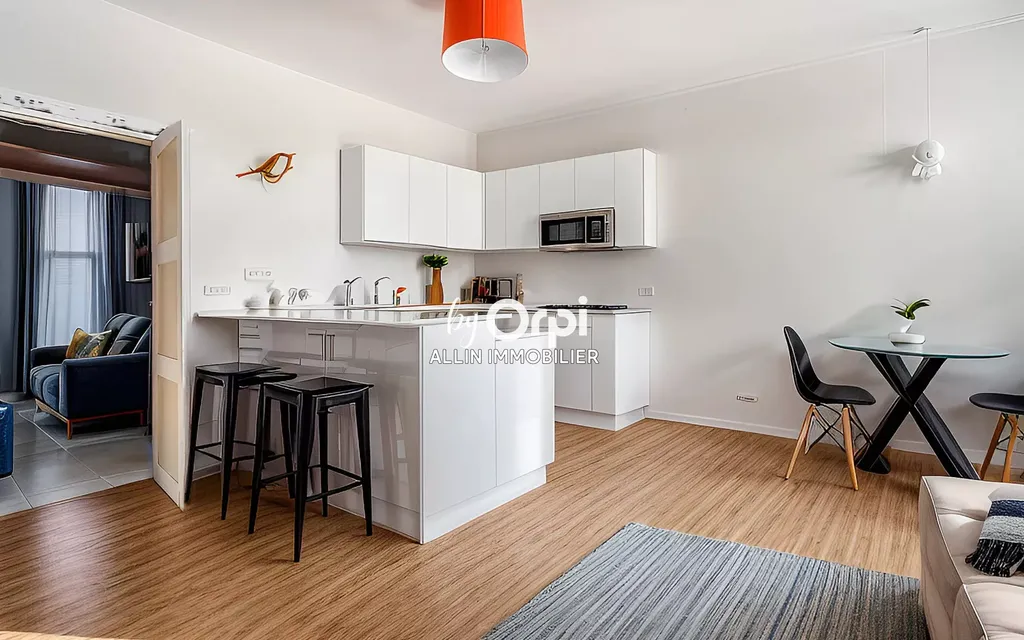 Achat studio à vendre 44 m² - Néris-les-Bains