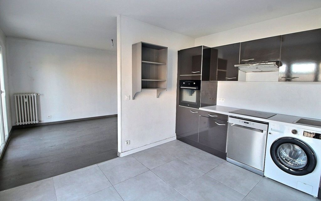 Achat appartement à vendre 3 pièces 59 m² - Marseille 5ème arrondissement