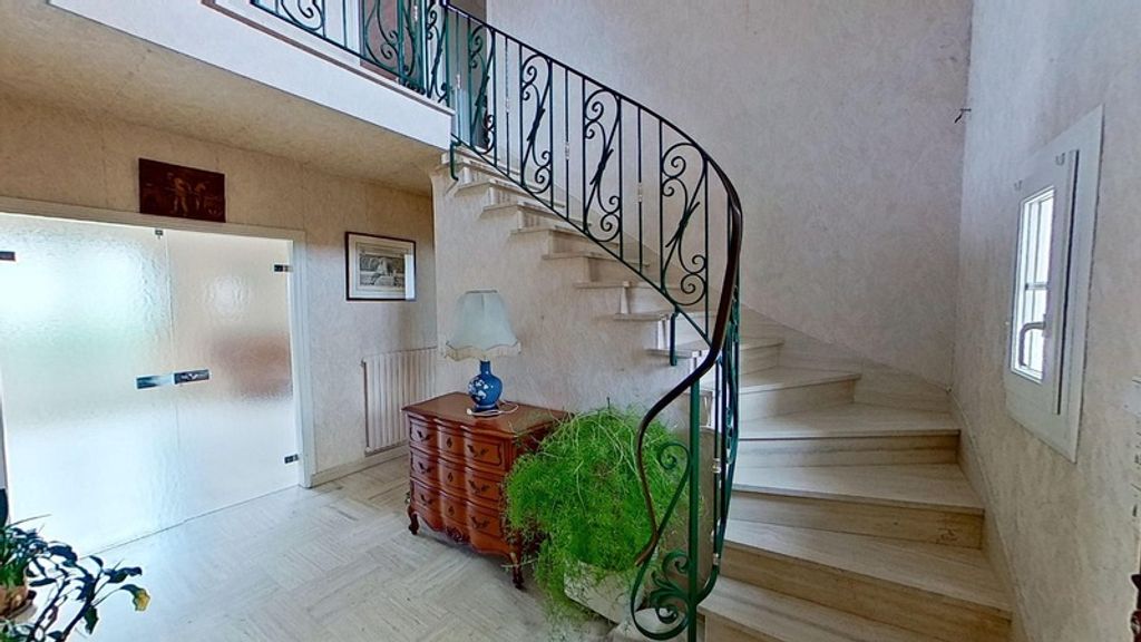 Achat maison à vendre 5 chambres 184 m² - Plœmeur