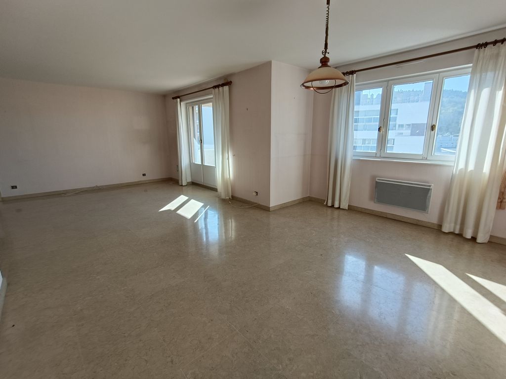 Achat appartement à vendre 5 pièces 107 m² - Saint-Étienne