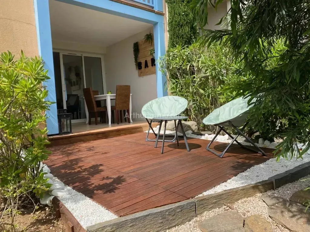 Achat appartement à vendre 2 pièces 27 m² - Grimaud