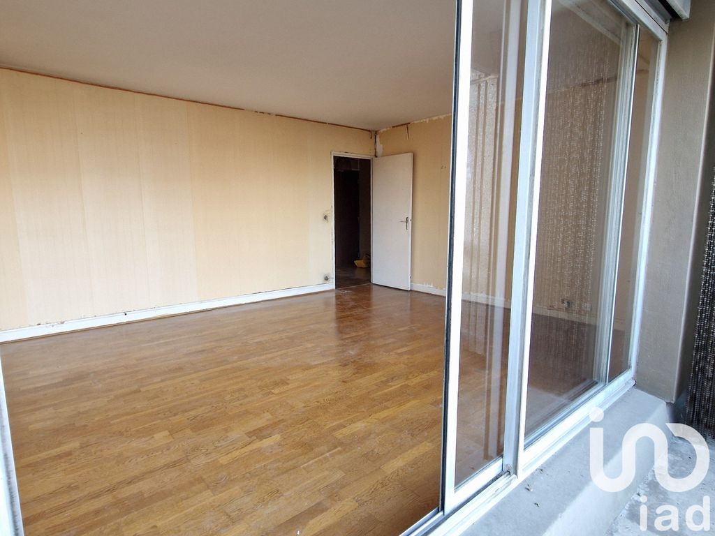 Achat appartement à vendre 3 pièces 69 m² - Paris 19ème arrondissement