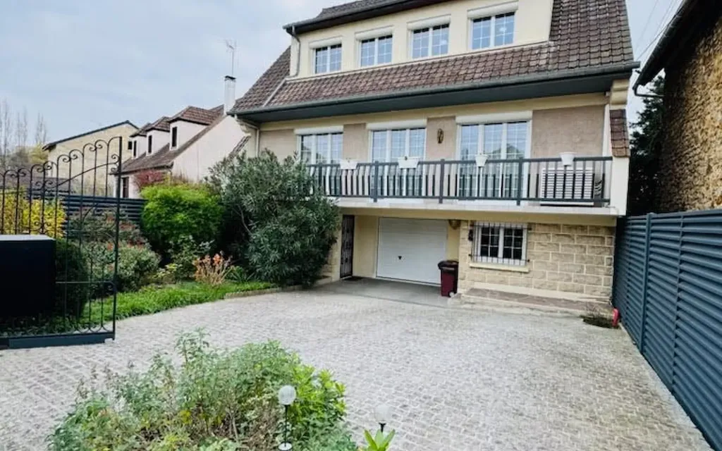 Achat maison à vendre 4 chambres 158 m² - Chelles