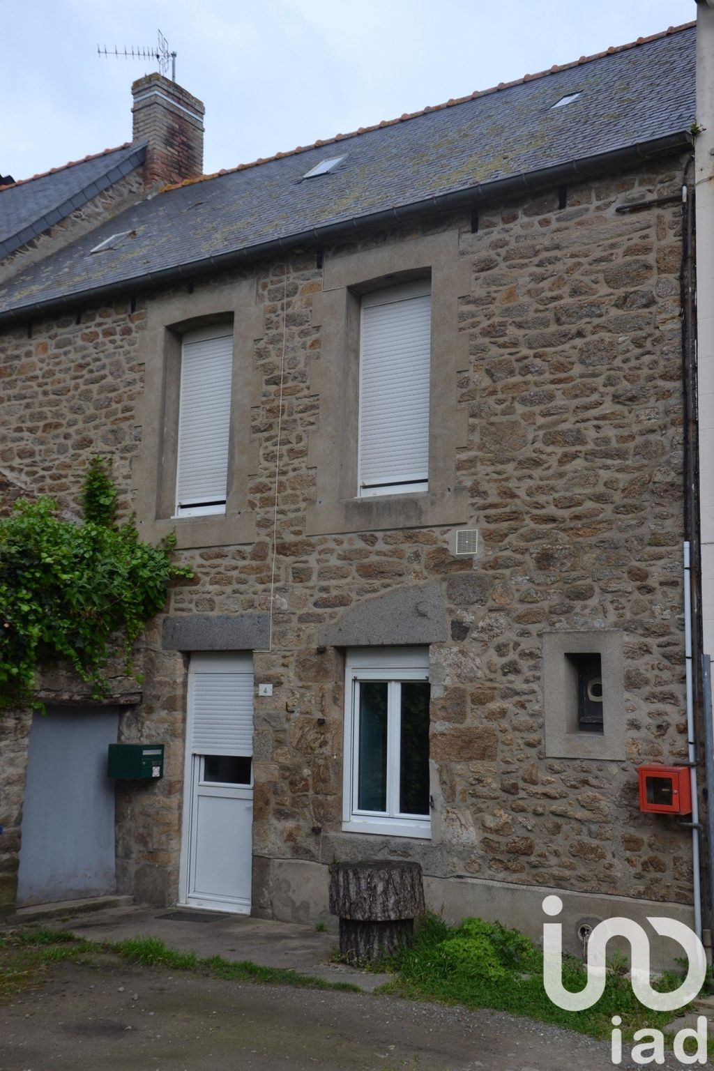 Achat maison à vendre 3 chambres 99 m² - Saint-Malo