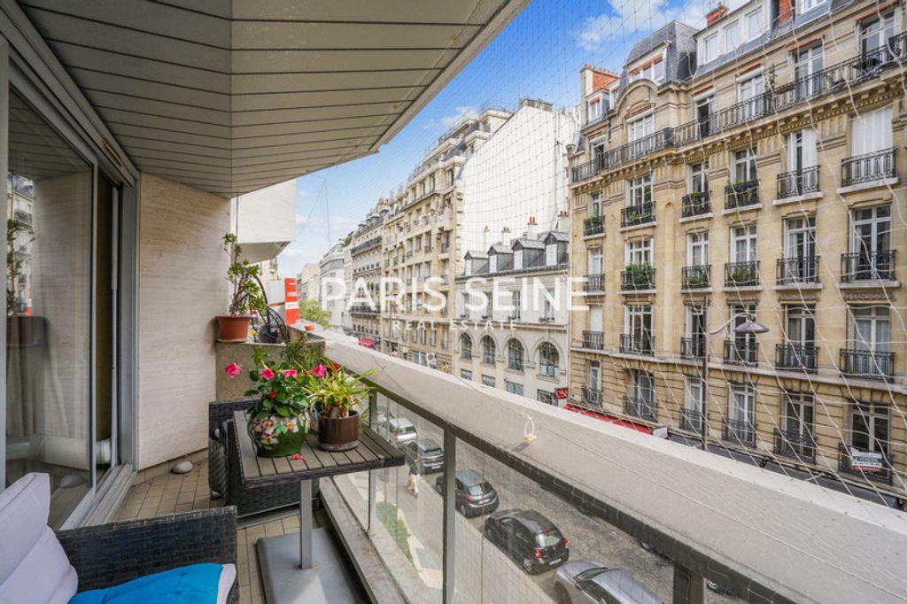 Achat appartement à vendre 3 pièces 110 m² - Paris 16ème arrondissement