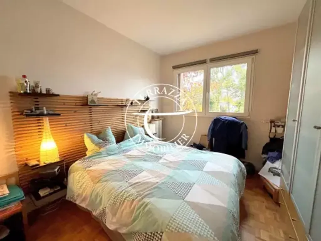 Achat appartement à vendre 5 pièces 89 m² - Saint-Germain-en-Laye