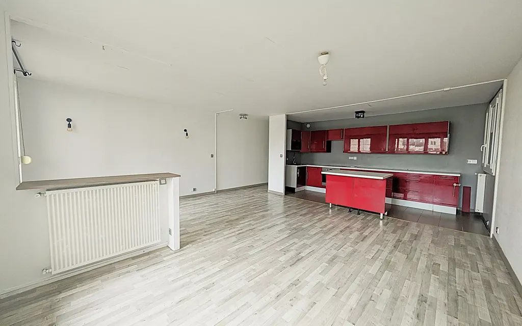 Achat appartement à vendre 3 pièces 82 m² - Compiègne