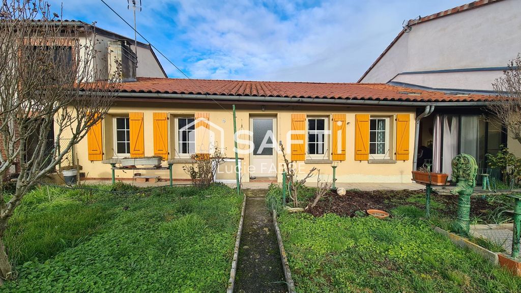 Achat maison à vendre 2 chambres 123 m² - Aussonne