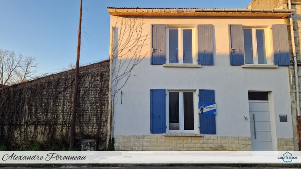 Achat maison à vendre 3 chambres 136 m² - Courçon