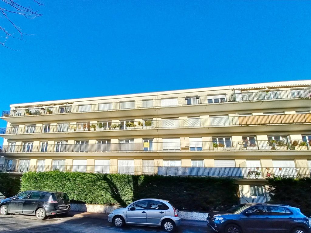 Achat appartement à vendre 7 pièces 128 m² - Saint-Maur-des-Fossés