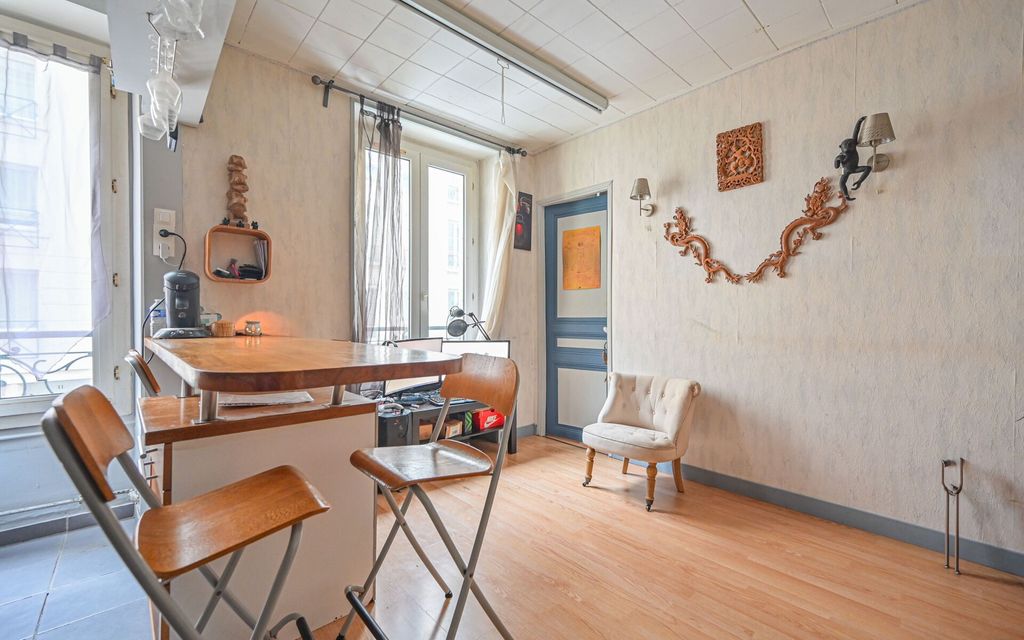 Achat appartement à vendre 2 pièces 26 m² - Paris 18ème arrondissement