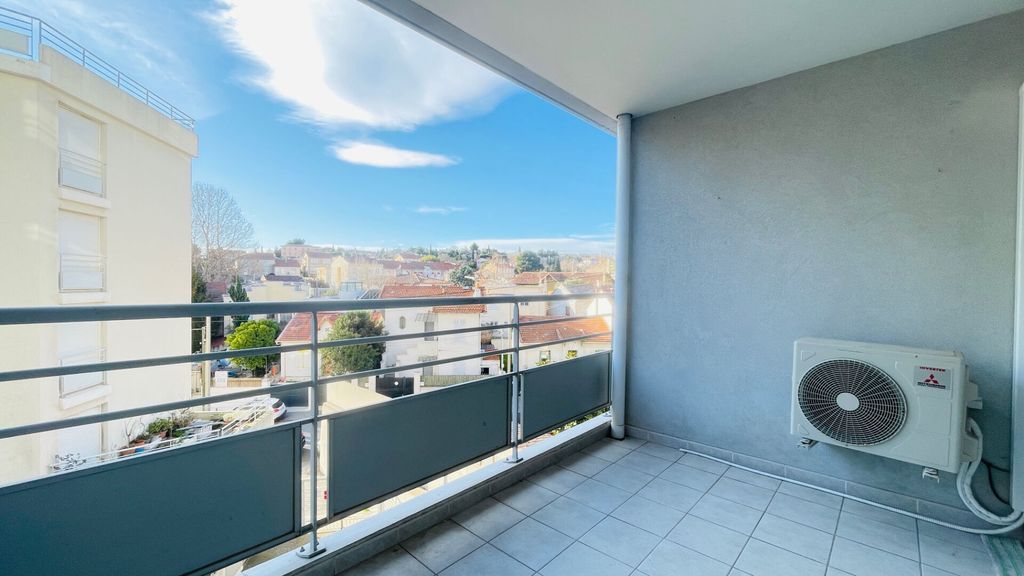 Achat appartement à vendre 3 pièces 60 m² - Marseille 13ème arrondissement