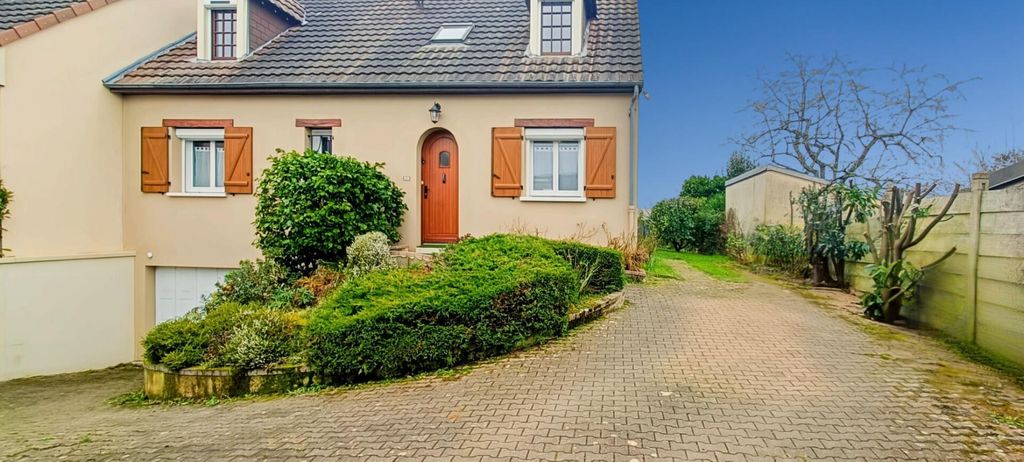 Achat maison à vendre 4 chambres 124 m² - Le Mans