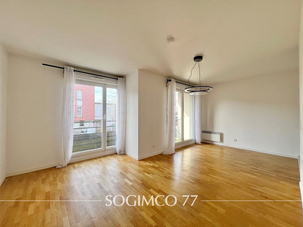 Achat appartement à vendre 2 pièces 47 m² - Montévrain