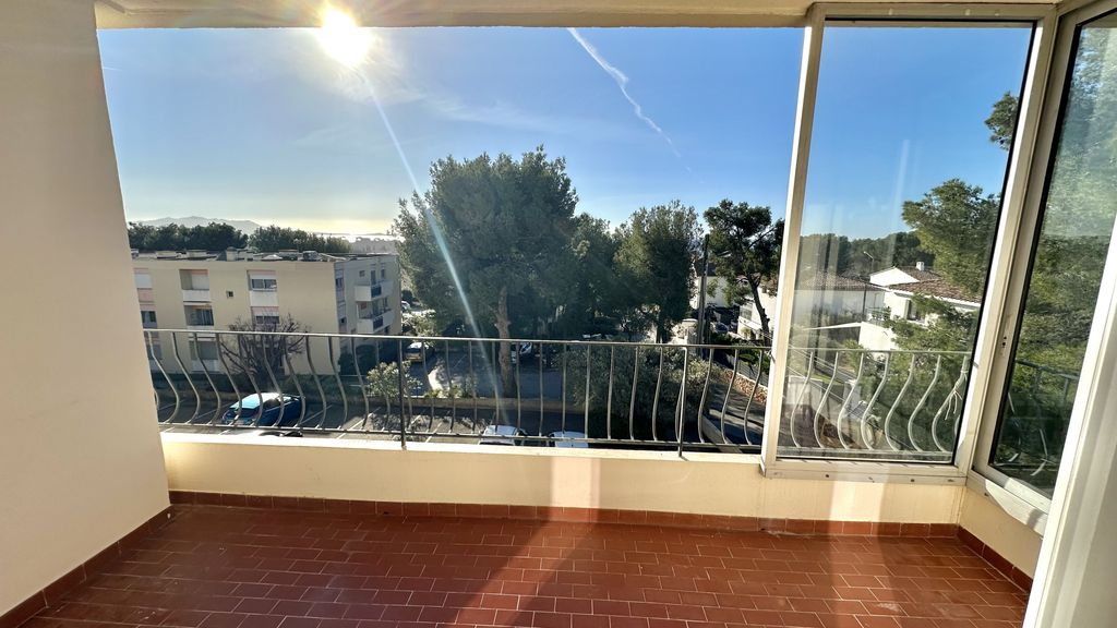 Achat appartement à vendre 3 pièces 71 m² - Bandol