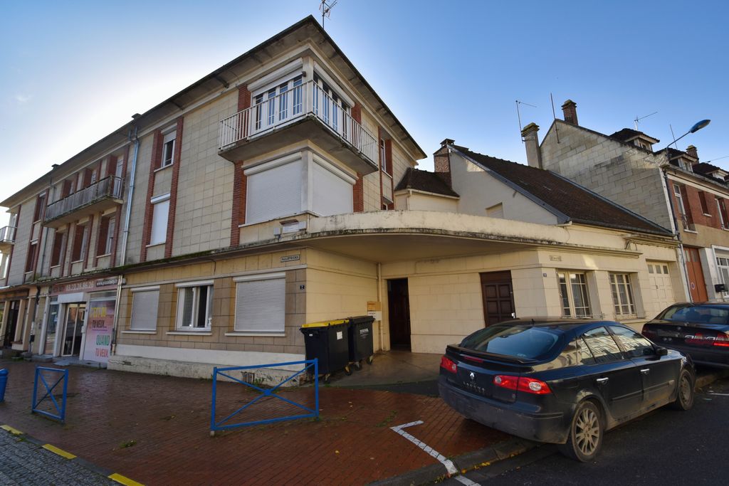 Achat maison à vendre 5 chambres 165 m² - Airaines