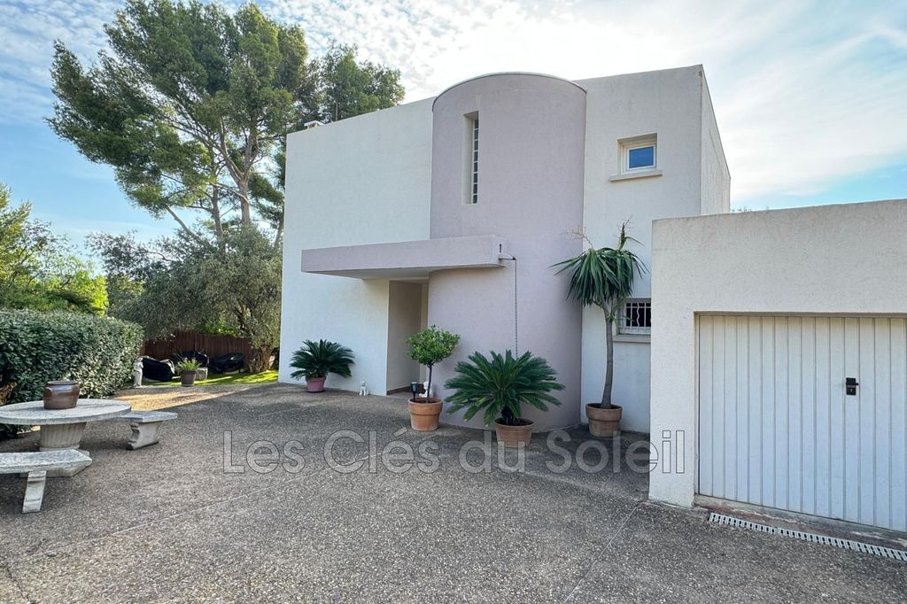 Achat maison à vendre 3 chambres 200 m² - Toulon