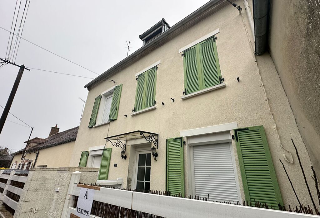 Achat maison à vendre 3 chambres 108 m² - Donnemarie-Dontilly