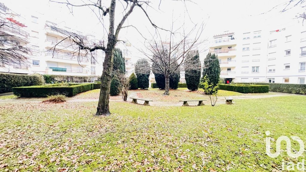 Achat appartement à vendre 3 pièces 59 m² - Évry