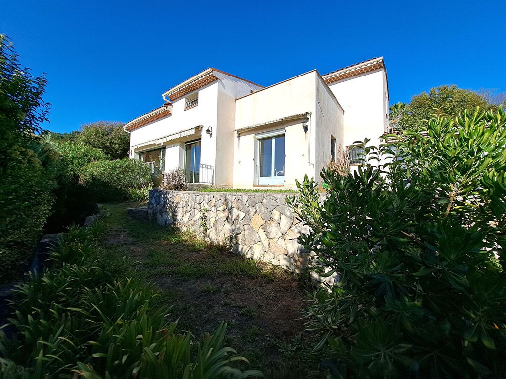 Achat maison à vendre 3 chambres 184 m² - Saint-Paul-de-Vence