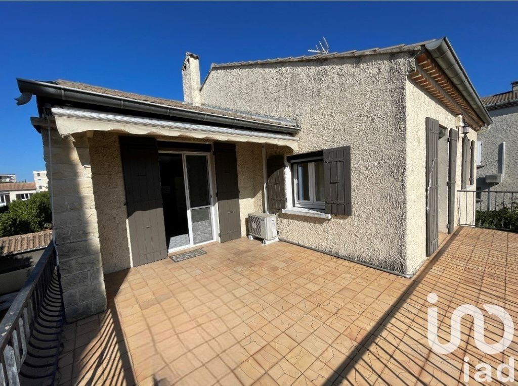 Achat maison à vendre 4 chambres 160 m² - Saint-Paul-Trois-Châteaux