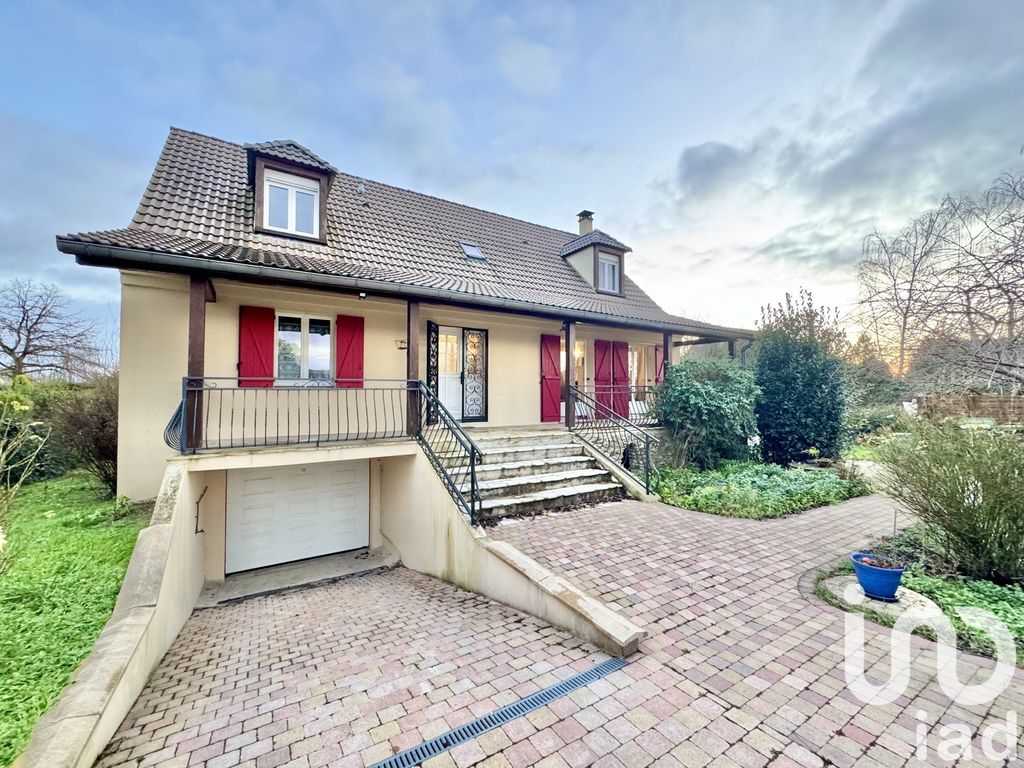 Achat maison à vendre 4 chambres 140 m² - Boissy-le-Châtel